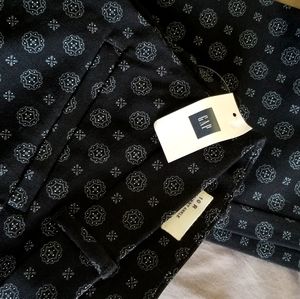 NWT Black printed Skinny Stretchy Ankle Pants
